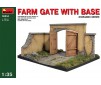 Farm Gate with Base 1/35