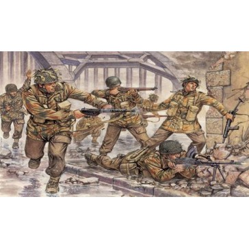 WWII BRITISH PARATROOPERS 1/72