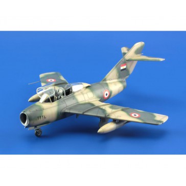 MiG-15 Quattro Combo Royal Class  - 1:72