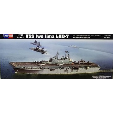 ISS Iwo Jima LHD-7 1/700