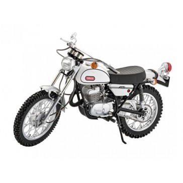 Yamaha 250 DT 1 1:12